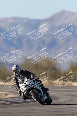 media/Dec-07-2025-CVMA (Sun) [[3e7d2de5dc]]/Race 12- Formula 40 MW and LW/